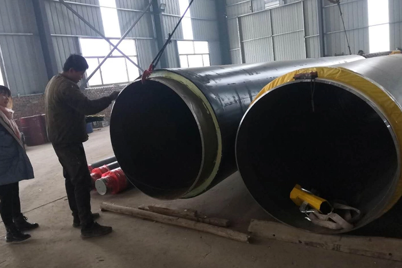 polyurea internal pipe coating