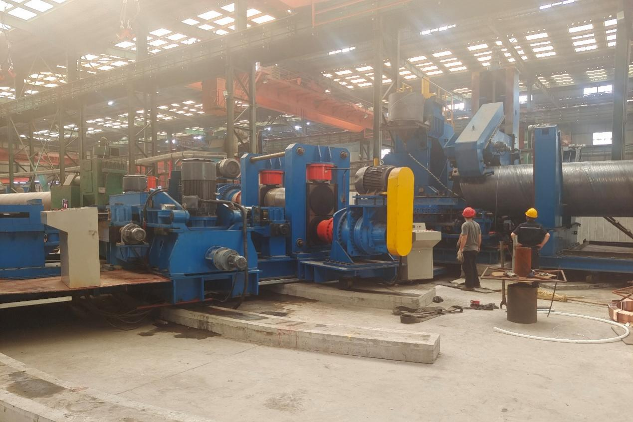 Heavy-Duty Spiral Welded Pipe Equipment