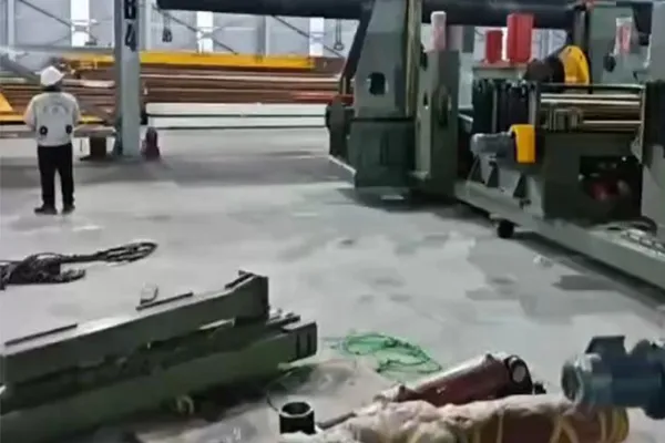 The model of the machine of 219mm-1220mmX12.7mm is under installation and commission in Vietnam